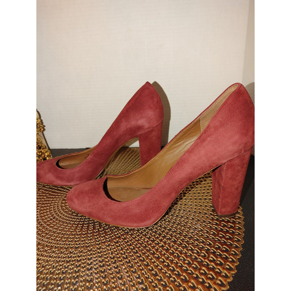 Ralph Lauren Hala Heels Size 8B - Picture 2 of 6
